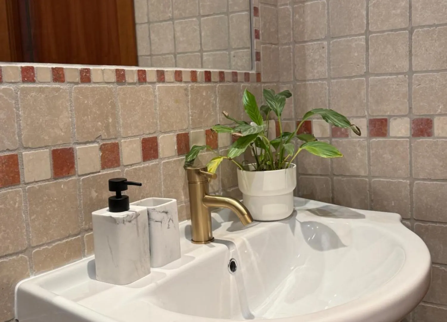 Welcoming Vatican Garden Home Rome Apartment