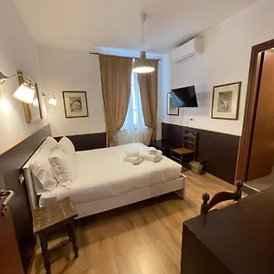 Gold House Roma